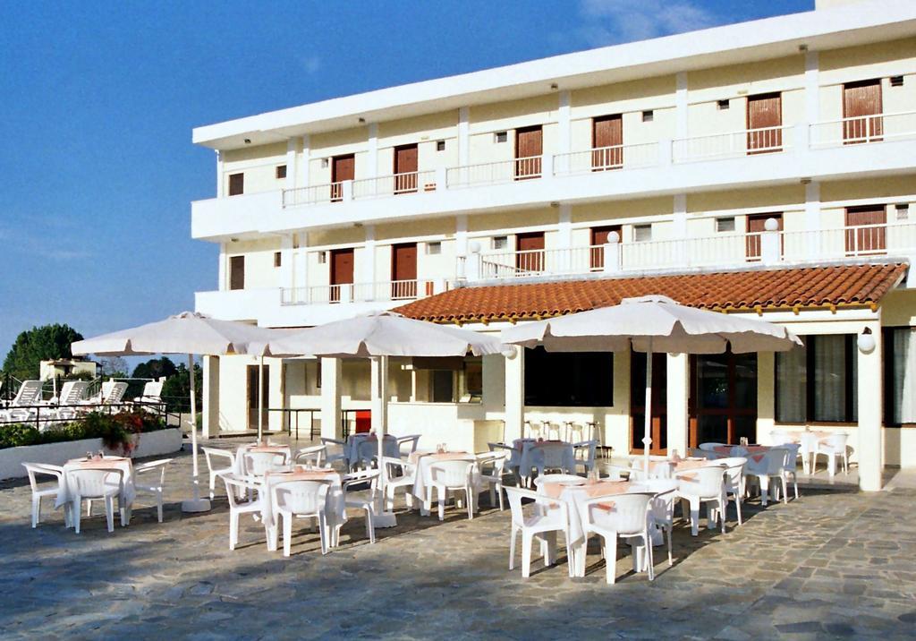 Hotel Prassino Nissi Мораїтика Екстер'єр фото