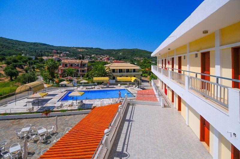 Hotel Prassino Nissi Мораїтика Екстер'єр фото